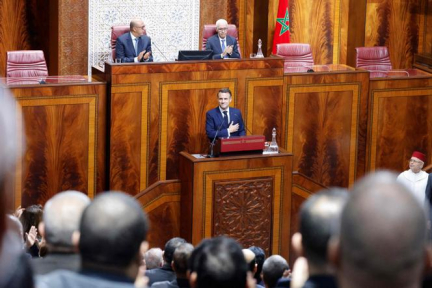 À Rabat, Emmanuel Macron propose un "nouveau cadre stratégique" avec le Maroc