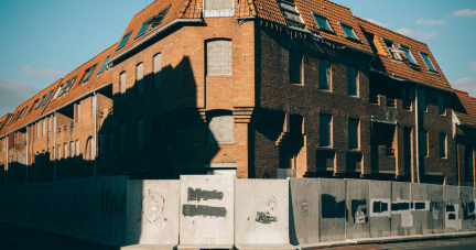 A Roubaix, un chantier de démolition sous haute tension