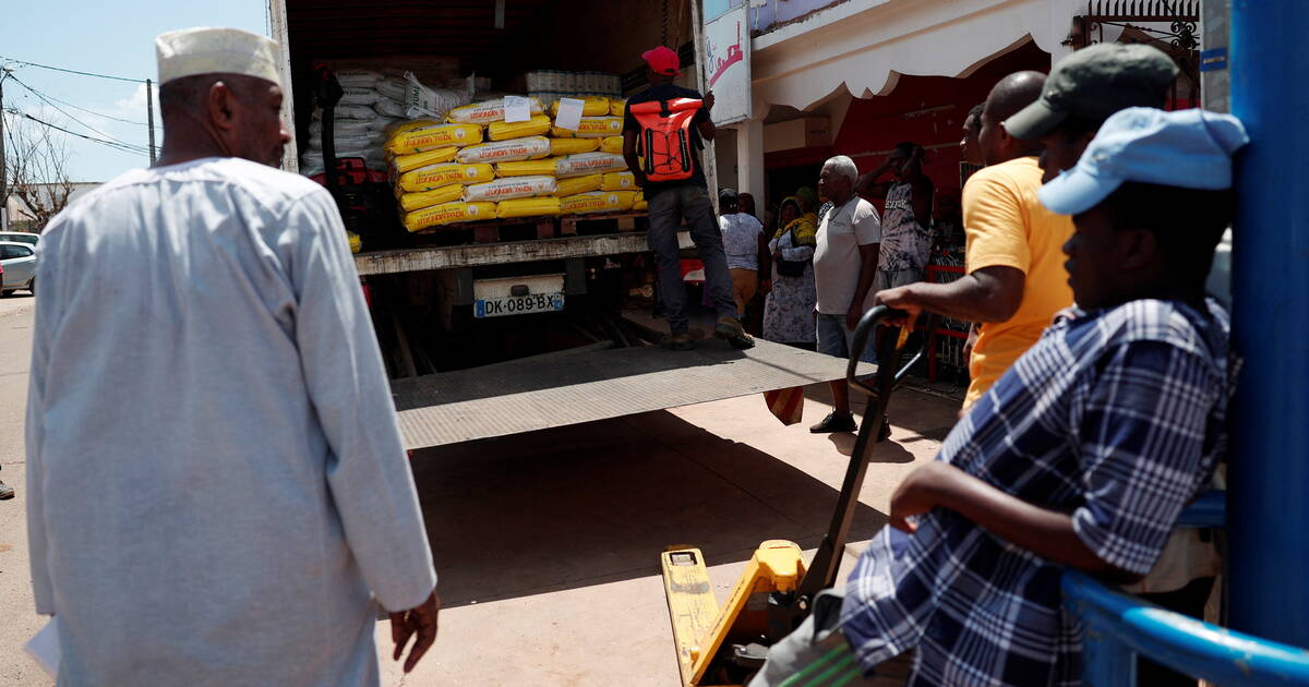 A Saint-Denis, une collecte s’organise pour Mayotte : «En cas de catastrophe, l’Etat n’en fait jamais assez»