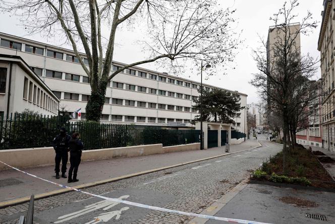 Adolescent tué près du lycée Rodin à Paris : un deuxième mineur mis en examen pour assassinat