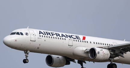 Air France-KLM a vu ses bénéfices divisés par deux en 2024