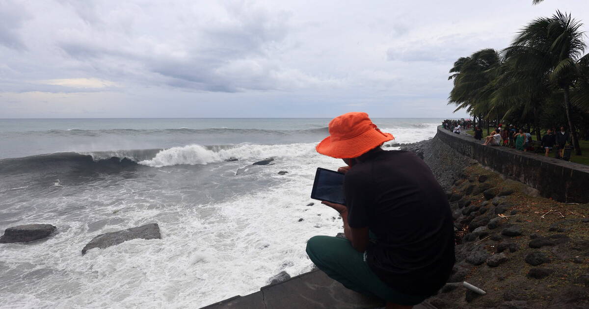 Alerte violette à la Réunion, mea culpa israélien sur le 7-Octobre, accord mondial pour la nature… L’actu de ce vendredi matin