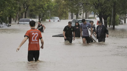 Argentine: le gouvernement décrète trois jours de deuil national après des inondations meurtrières