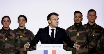 Armées : Emmanuel Macron veut pouvoir «mobiliser» davantage de jeunes volontaires en «renfort»