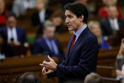 Au Canada, le gouvernement, dirigé par Justin Trudeau, survit à une troisième motion de censure