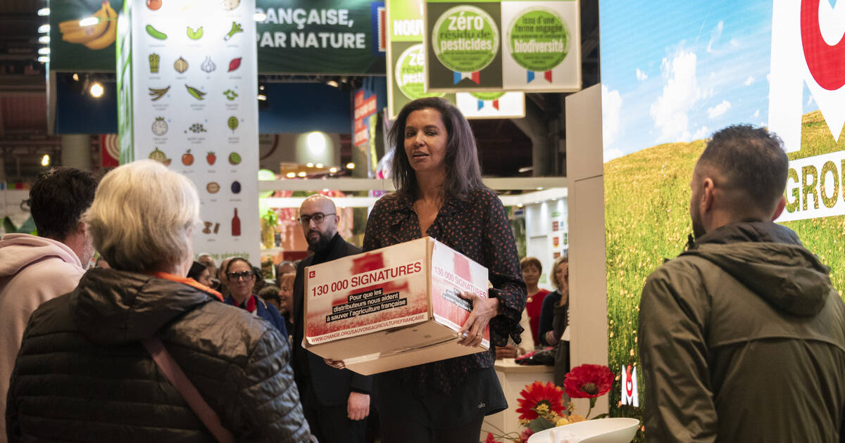 Au Salon de l’agriculture, la grande distribution s’affiche en gendre idéal des producteurs avec Karine Le Marchand