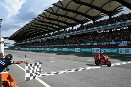 Bagnaia remporte le GP de Malaisie, le suspense reste entier avant le dénouement du championnat du monde