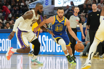 Basket : Stephen Curry et LeBron James régalent pour Noël