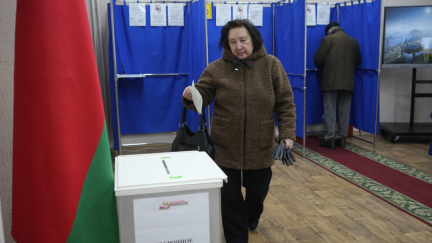 Belarus election poised to extend decades-long rule of Alexander Lukashenko