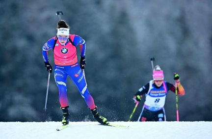 Biathlon : Lou Jeanmonnot remporte sa quatrième victoire de la saison