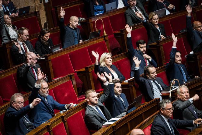 Budget 2025 : au seuil d’une semaine cruciale, le gouvernement à la merci du chaos parlementaire