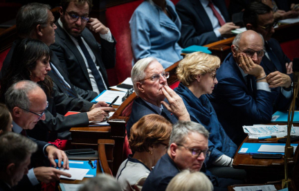 Censure gouvernementale : Rémunération, logement... À quoi auront droit Michel Barnier et ses ex-ministres ?