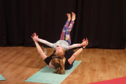 Cinq lieux pour pratiquer le yoga en famille à Paris et alentour