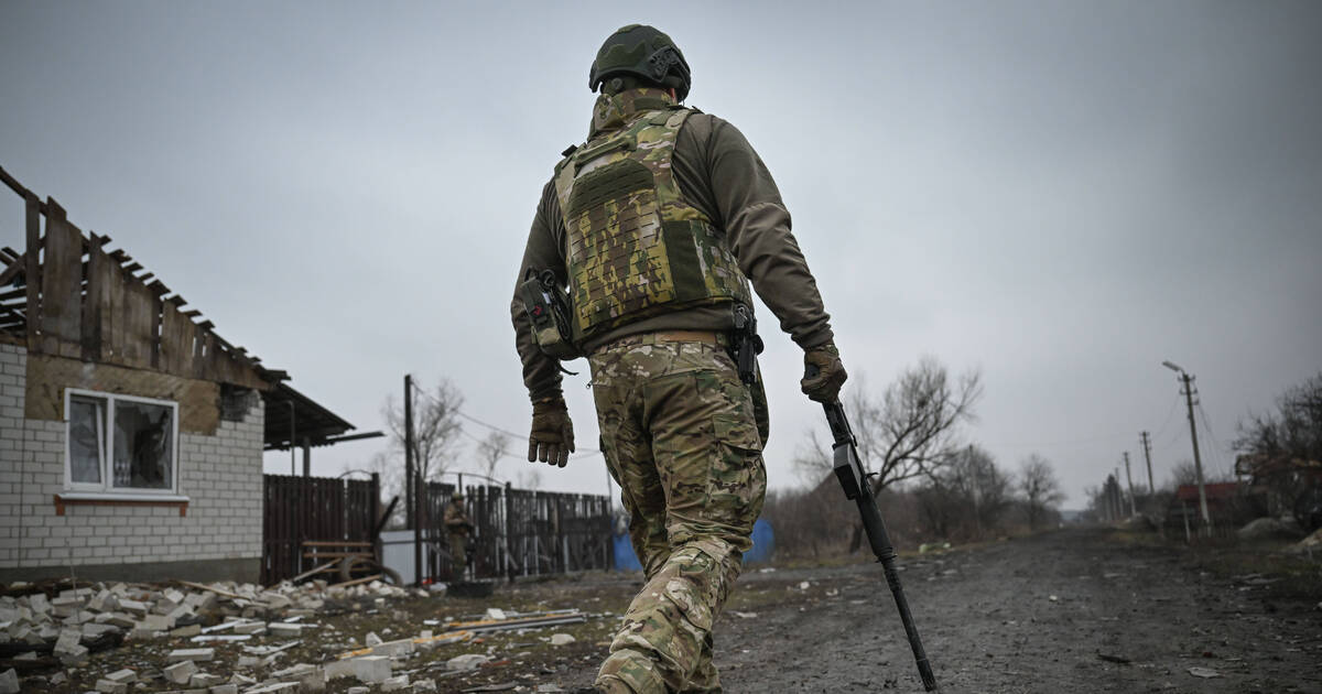 Combats entre l’Ukraine et la Russie, atteintes de Trump à l’environnement, l’industrie française en berne… L’actu de ce jeudi matin