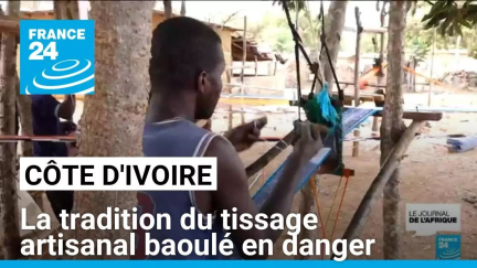 Côte d'Ivoire : la tradition du tissage artisanal baoulé en danger • FRANCE 24