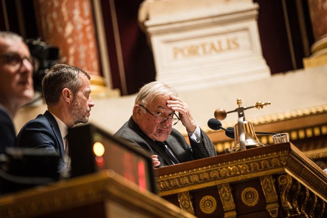 Dérapage du budget : le Sénat tire à boulets rouges sur les macronistes