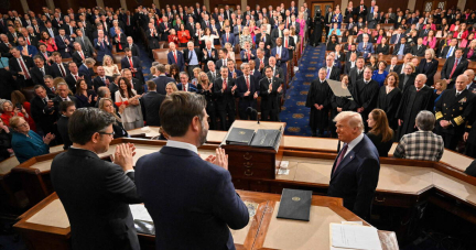 Discours devant le Congrès : déjà triomphaliste, Donald Trump met en scène sa reconquête personnelle