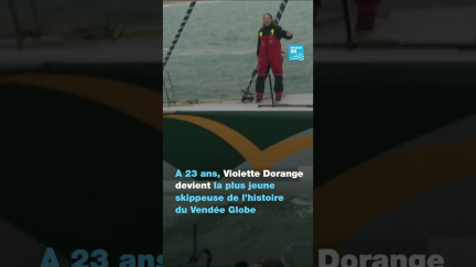 ⛵ Violette Dorange termine 25e du Vendée Globe, acclamée par la foule • FRANCE 24