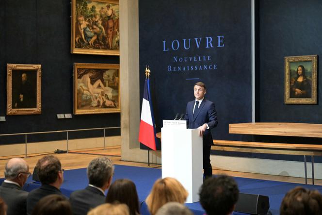 Emmanuel Macron annonce une nouvelle entrée pour le Louvre