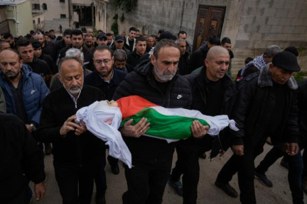 En direct, cessez-le-feu à Gaza : une marée humaine d’hommes, de femmes et d’enfants en route vers le nord de l’enclave après quinze mois de guerre