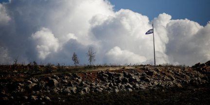 En direct, guerre au Proche-Orient : l’armée israélienne annonce avoir mené des frappes aériennes sur des « routes de contrebande d’armes » du Hezbollah à la frontière syro-libanaise