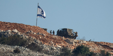 En direct, guerre au Proche-Orient : l’armée israélienne dit avoir mené un raid aérien contre le Hezbollah à la frontière entre le Liban et la Syrie