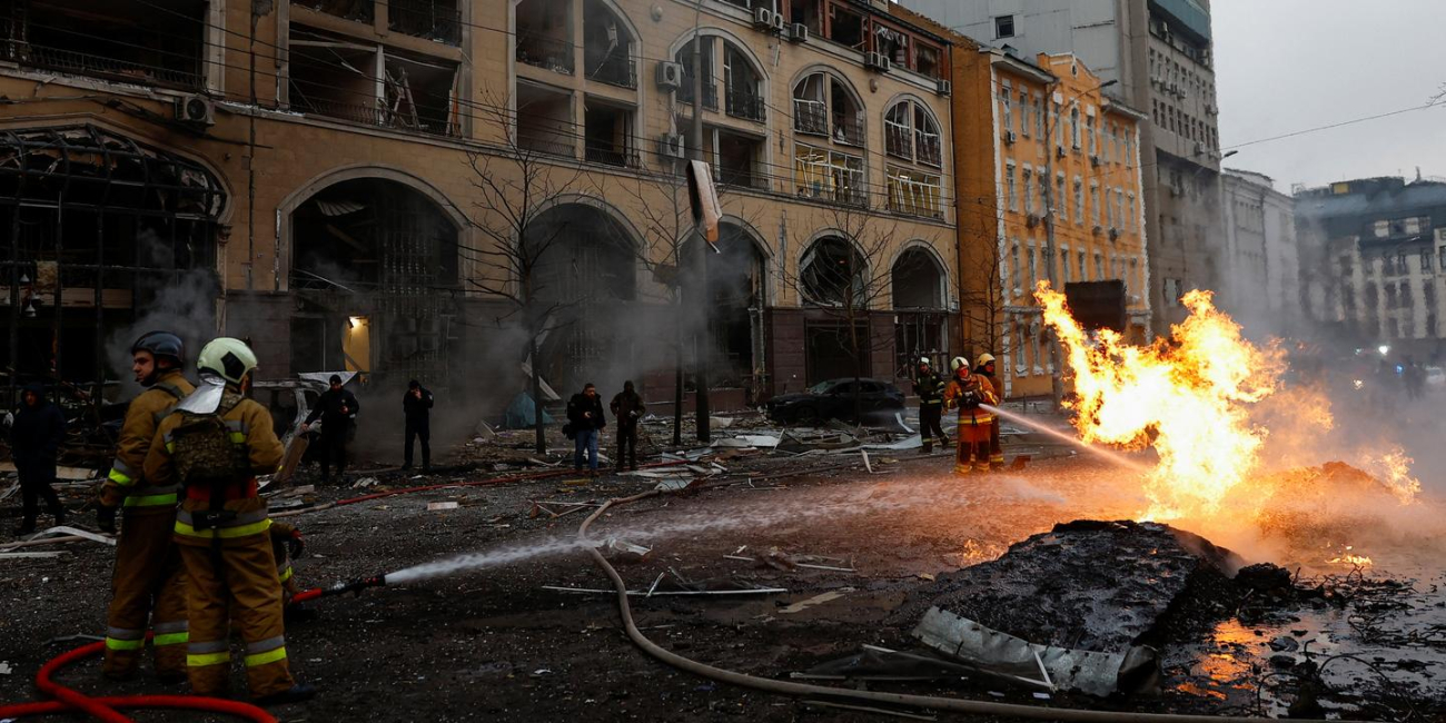 En direct, guerre en Ukraine : de fortes explosions entendues à Kiev après une alerte aux missiles balistiques