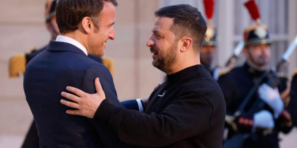 En direct, guerre en Ukraine : Emmanuel Macron doit recevoir Donald Trump puis Volodymyr Zelensky avant la réouverture de Notre-Dame de Paris