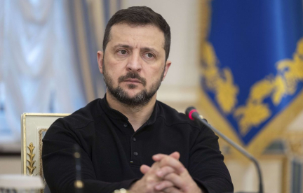 EN DIRECT Guerre en Ukraine : Zelensky craint une défaite ukrainienne si l'aide américaine s'arrête...