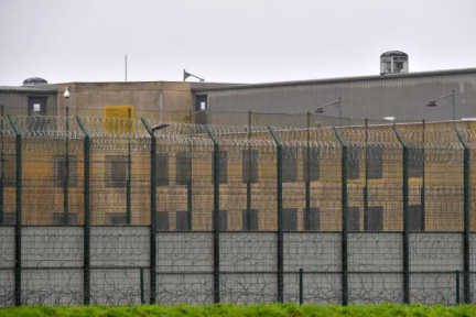 En prison, la bataille perdue contre les téléphones portables : « Ça rentre de partout ! »