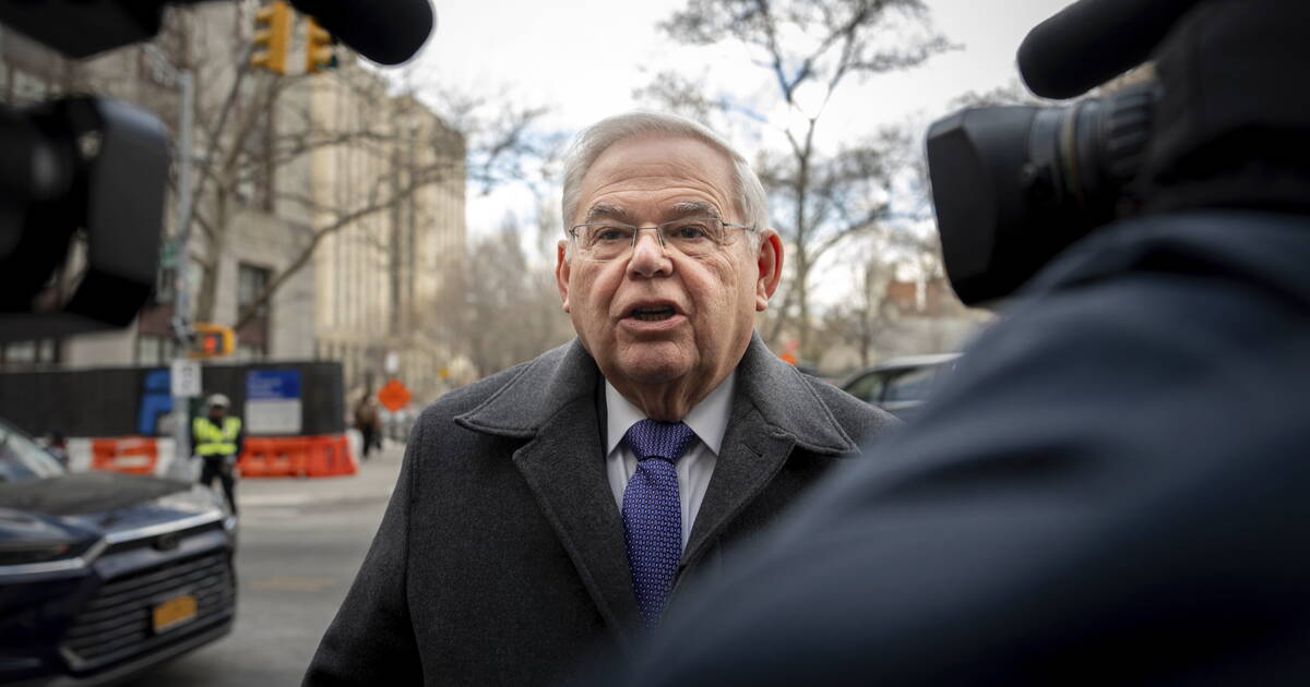 Etats-Unis : l’ex-sénateur démocrate Bob Menendez condamné à onze ans de prison pour corruption