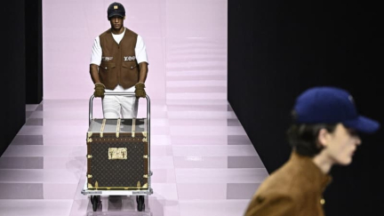 Focus sur les malles Louis Vuitton à la Fashion Week de Paris