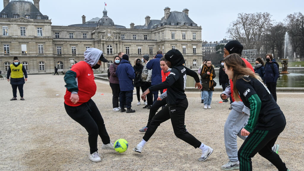 France's Senate backs bill to ban Muslim headscarf in sport competitions