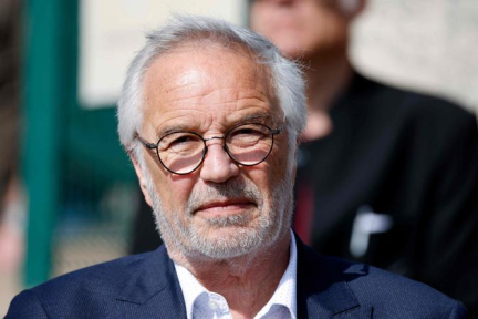 François Rebsamen, ancien socialiste en rupture avec le parti, à l’aménagement du territoire