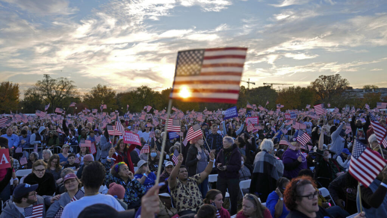 Gender gap: How the US election is becoming a battle of the sexes