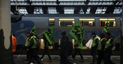 Grève illimitée à la SNCF : le trafic peu perturbé, les syndicats divisés