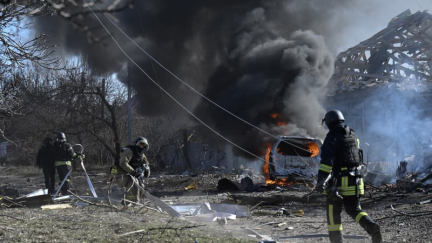 Guerre en Ukraine: Moscou réitère vouloir des garanties "en béton" pour tout accord de paix avec Kyiv