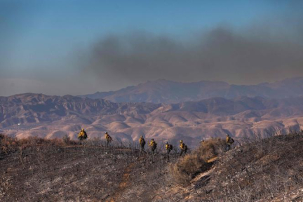 Incendie au nord de Los Angeles : plus de 4 000 pompiers mobilisés, 31 000 personnes évacuées