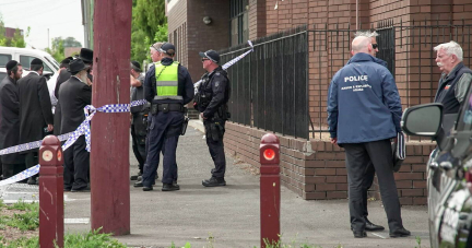 Incendie «terroriste» d’une synagogue en Australie : trois suspects recherchés