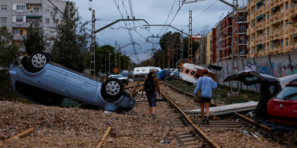 Inondations en Espagne : au moins 158 morts et encore « des dizaines et des dizaines » de personnes disparues