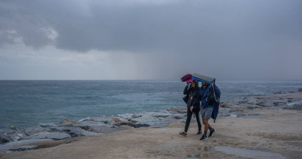 Inondations en Espagne : Barcelone placée en alerte rouge alors que la «crise météorologique» est terminée à Valence