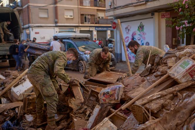 Inondations meurtrières en Espagne : 213 morts, le roi Felipe VI et Pedro Sanchez attendus sur place