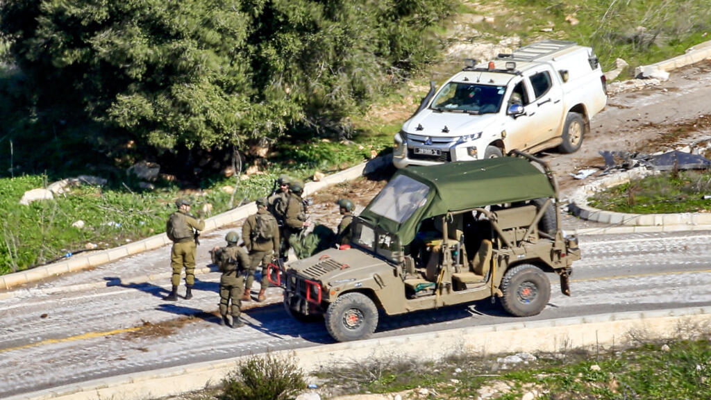 Israeli fire kills one person as hundreds of residents try to return to south Lebanon