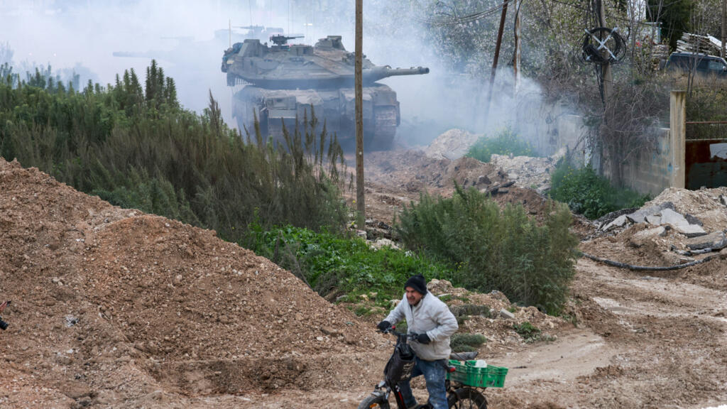 Israeli tanks enter West Bank for first time in decades as minister says Palestinians can't return