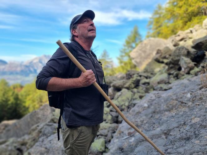 Jean-Michel Bertrand, documentariste : « Le loup révèle notre positionnement par rapport à la nature et notre façon d’être au monde »