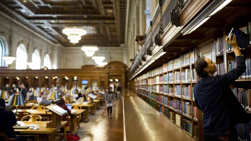 "J'étais un peu surprise": un livre retourne à la bibliothèque avec 64 ans de retard en Colombie-Britannique