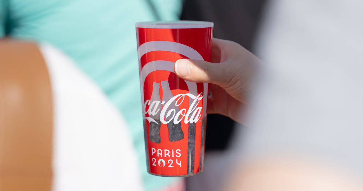 JO de Paris 2024 : une fédération d’associations porte plainte contre Coca-Cola pour greenwashing