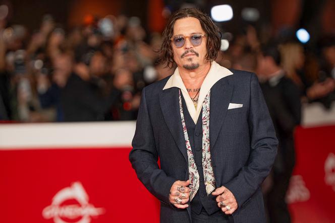 Johnny Depp à Rome, un détail qui n'en est peut-être pas un pour vous...