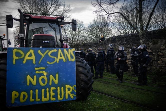 L’« agribashing », un élément de langage endossé par les pouvoirs publics pour un phénomène quasi introuvable