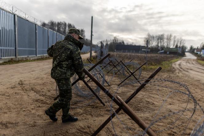 La Commission européenne autorise la Pologne à suspendre le droit d’asile en cas d’« instrumentalisation » des migrants